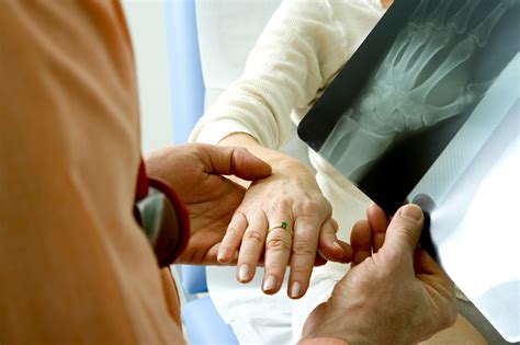 How to Find the Best Rheumatologists Near You