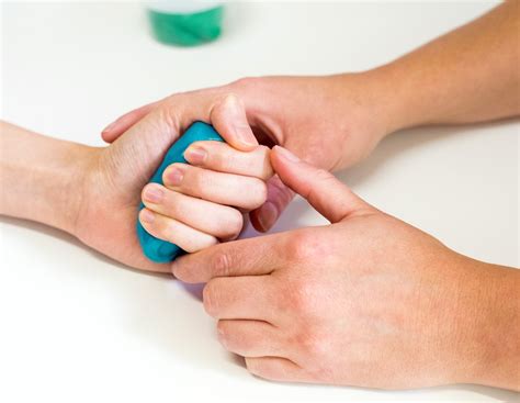 Understanding Rheumatoid Arthritis: Diagnosis, Treatment, and Hand Therapy Options
